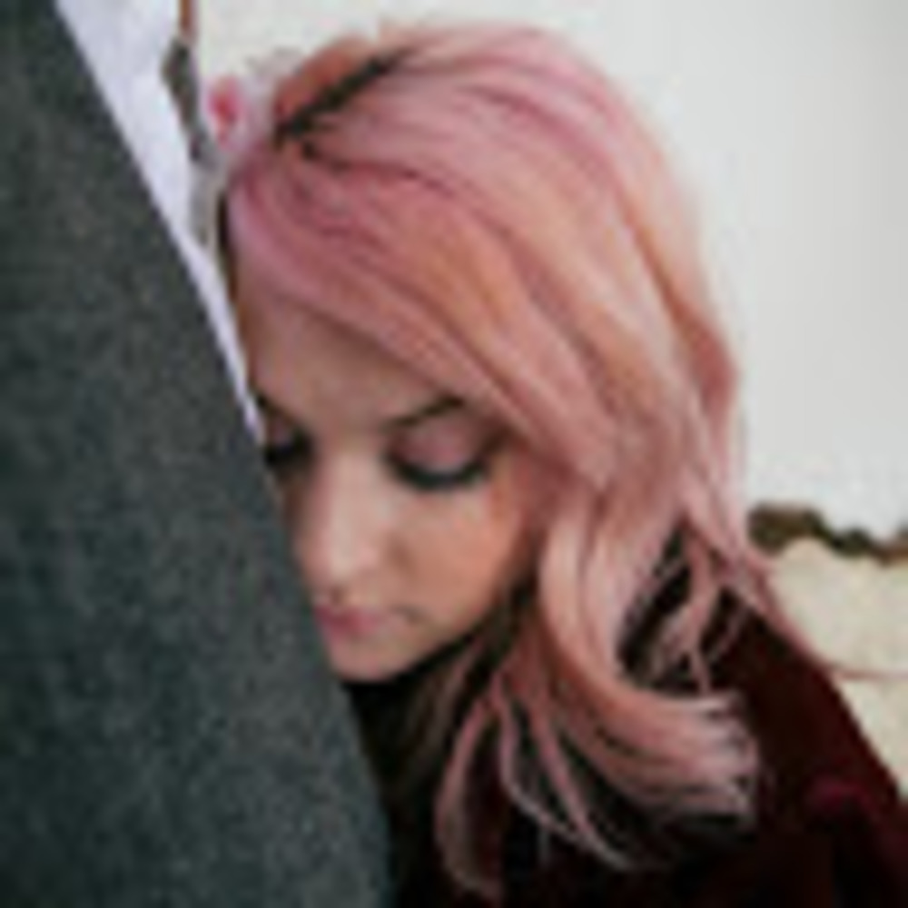 Meet your Posher, Caitlin